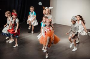 Фотография L. A. School школа Артиста 5